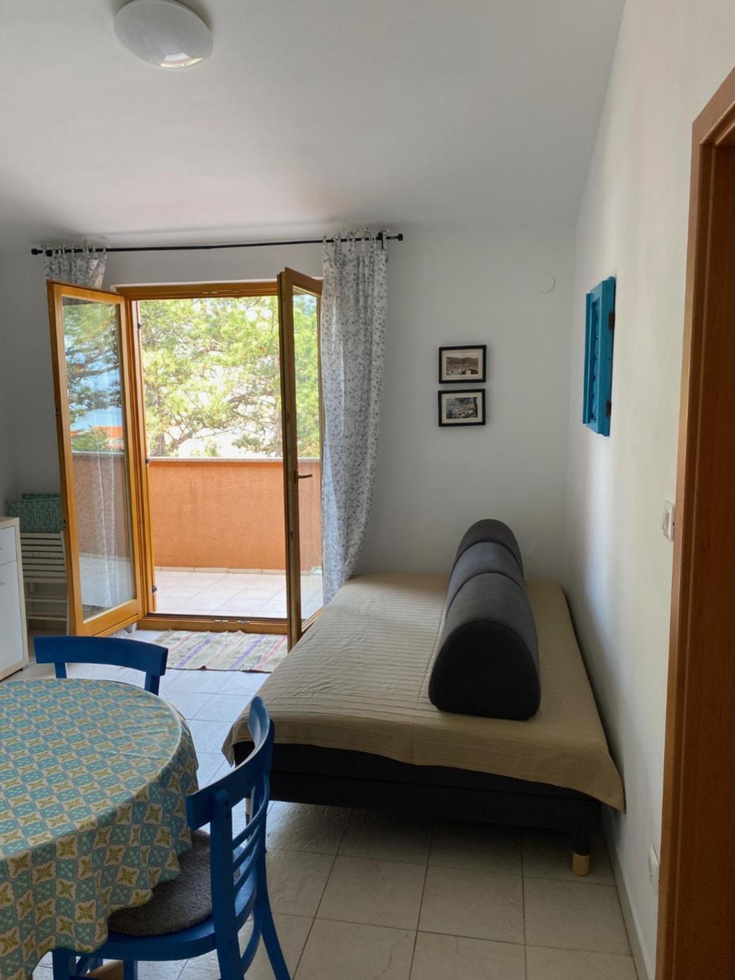 Apartments Lili Baska  Bagian luar foto