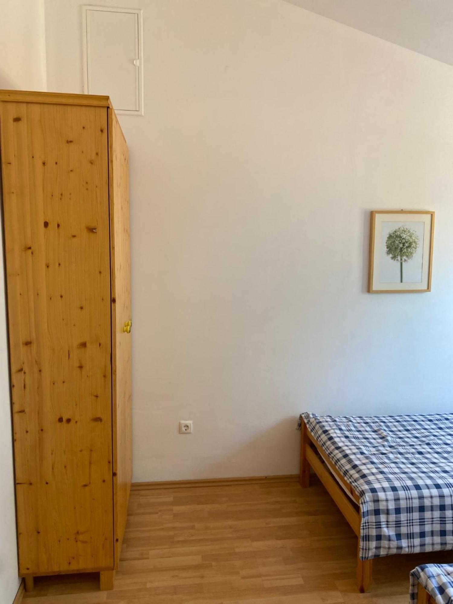 Apartments Lili Baska  Bagian luar foto